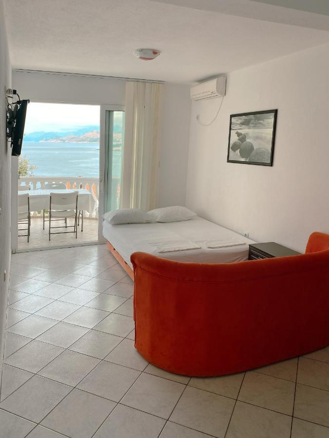 Villa Perla Utjeha Exteriör bild